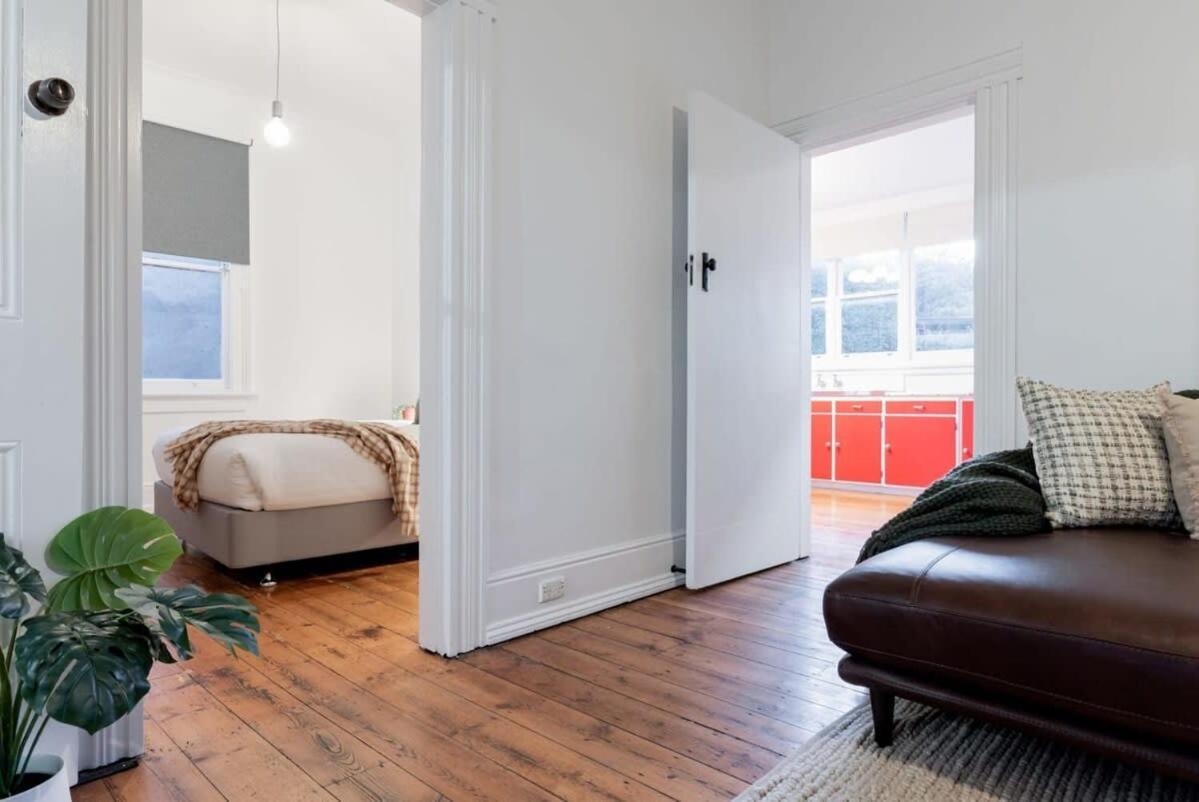Charming Near The With Parking Holiday home *